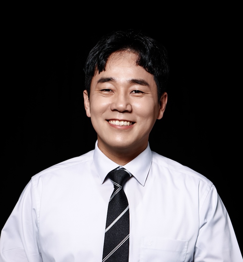 강윤민 선생님 사진