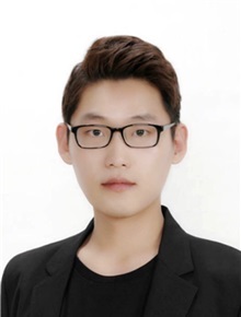 홍성은 선생님 사진